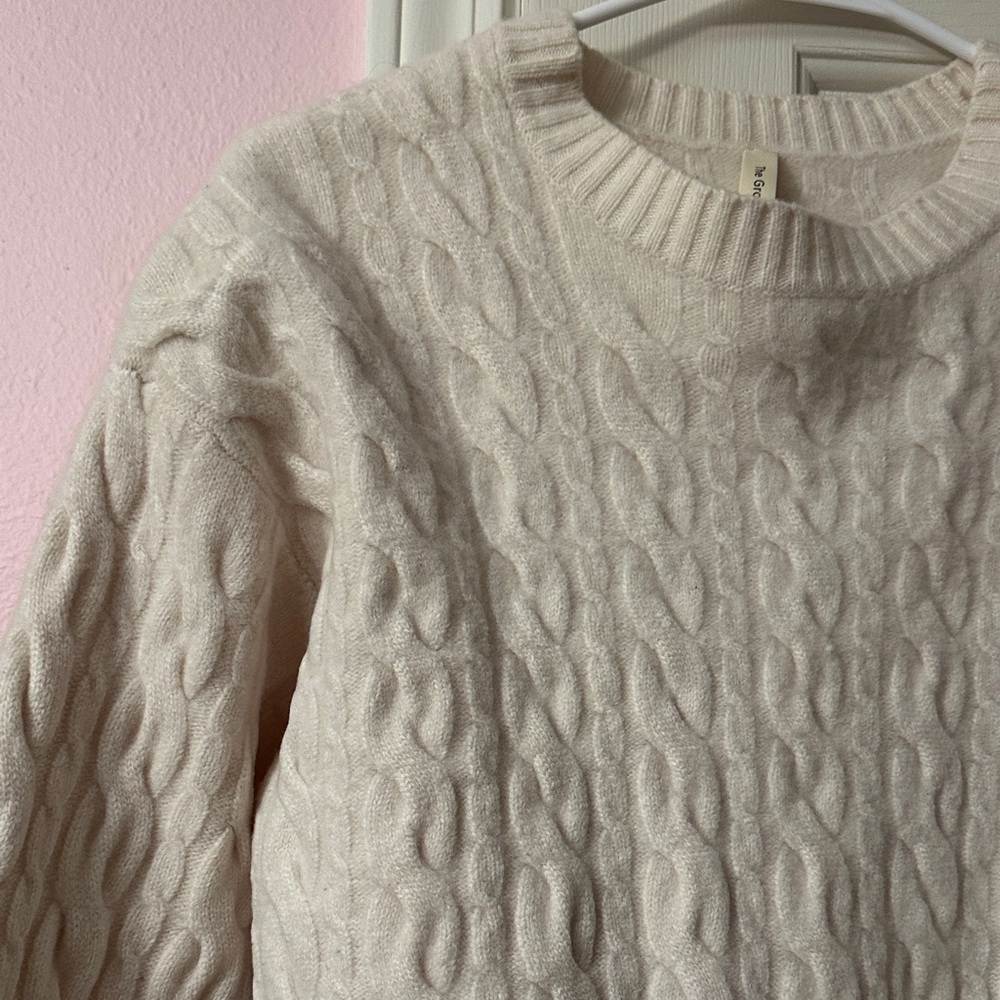 Aritzia 95% wool sweater - Picture 2 of 7